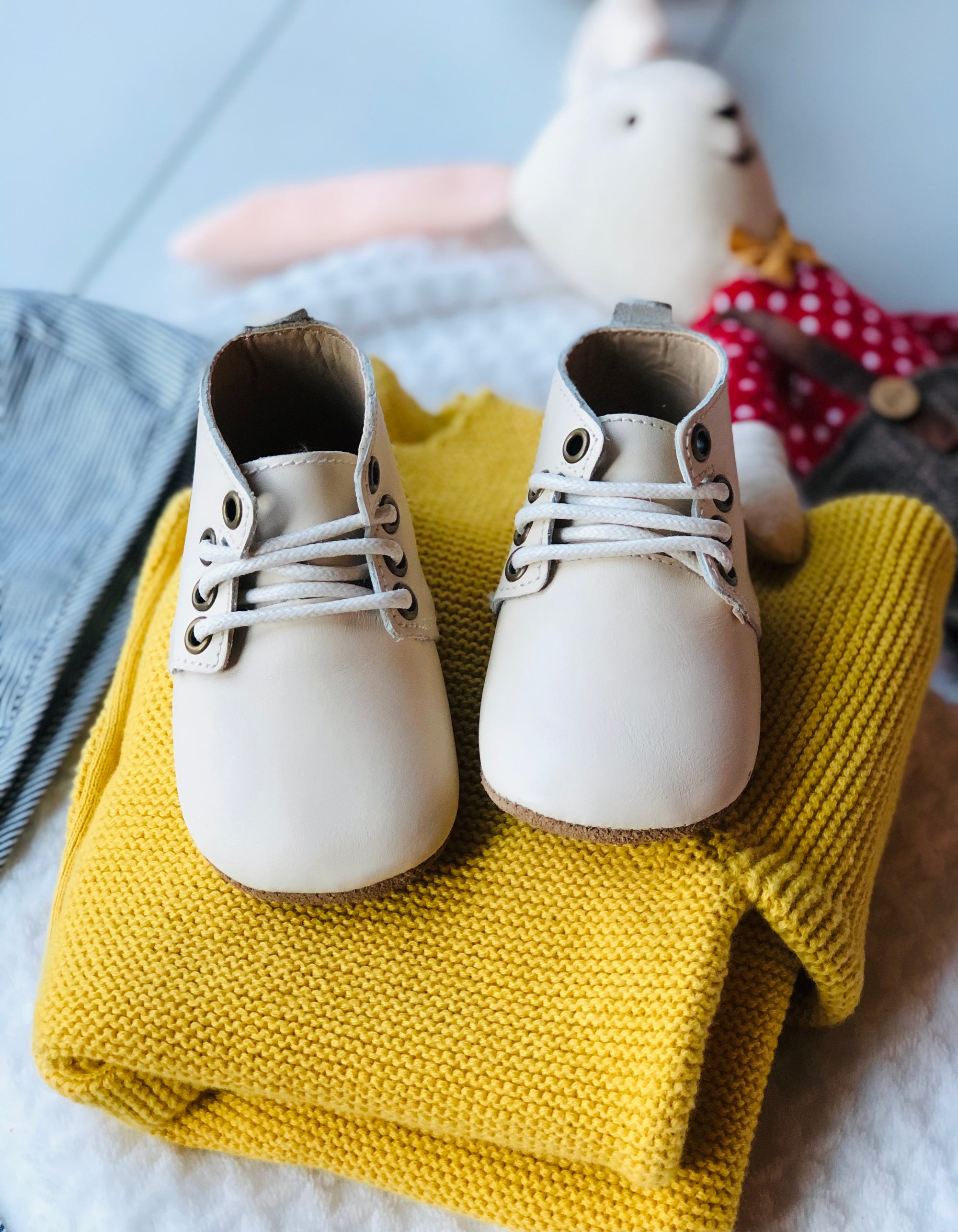 Joie Oxford's - Linen White - Soft Soles