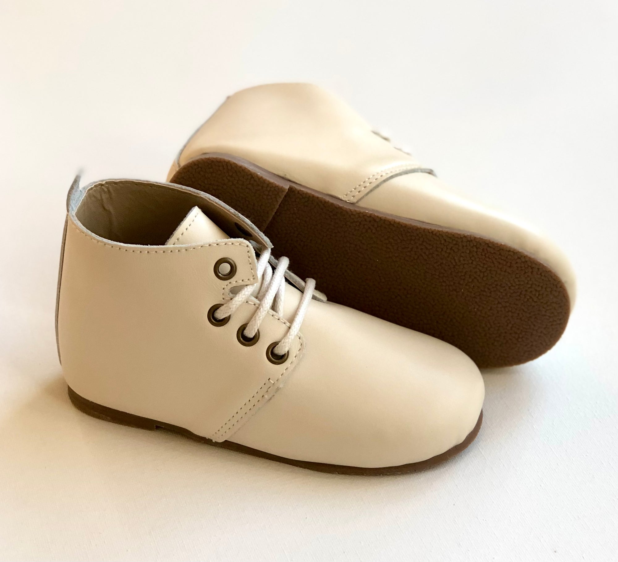 Joie Oxford's - Linen White - Hard Soles