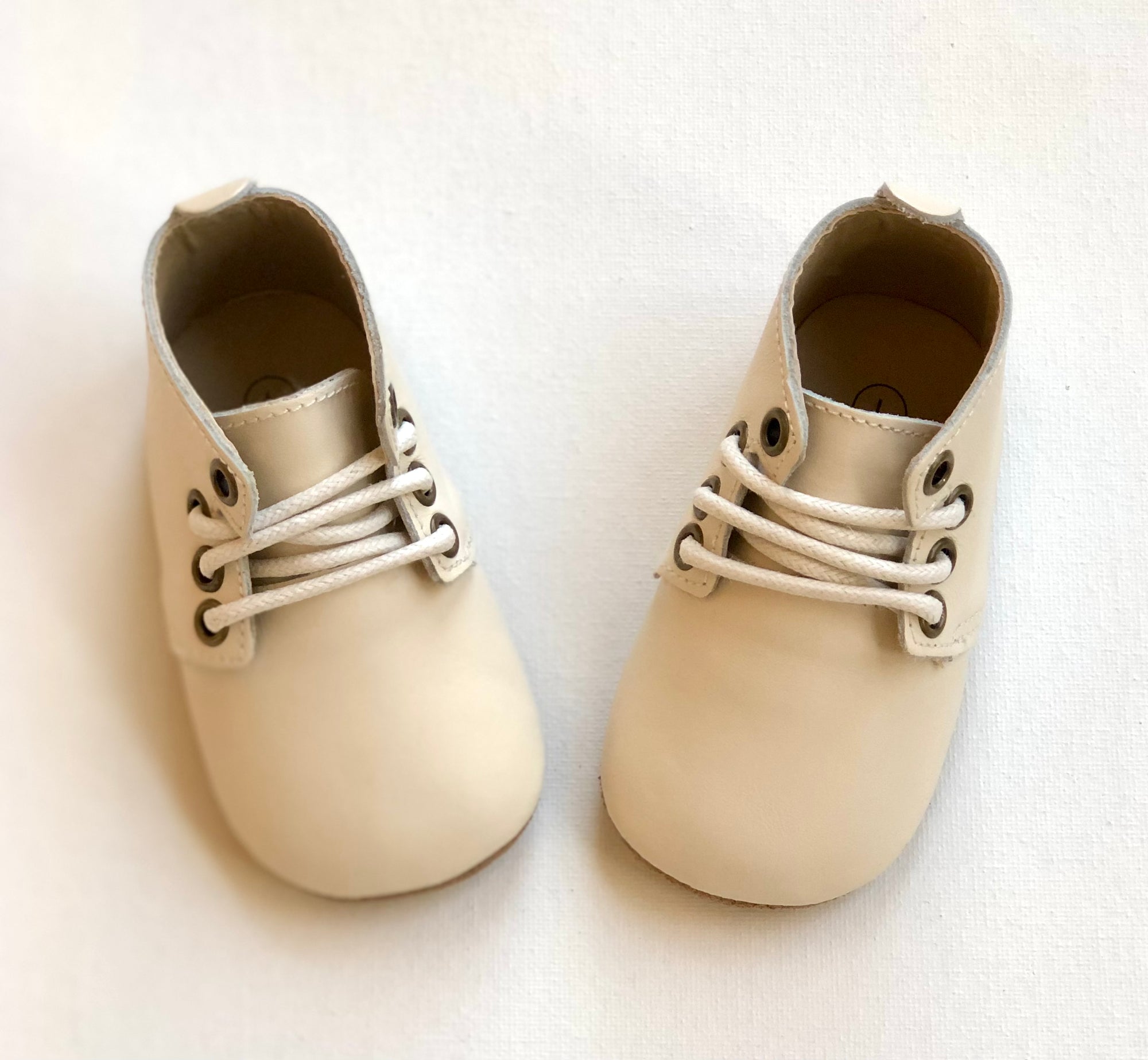 Joie Oxford's - Linen White - Soft Soles