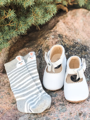 Tilly Rabbit Knee High Socks with heather grey and white stripes, featuring a sweet bunny face—perfect for little ones! Soft, cozy, and vintage-inspired