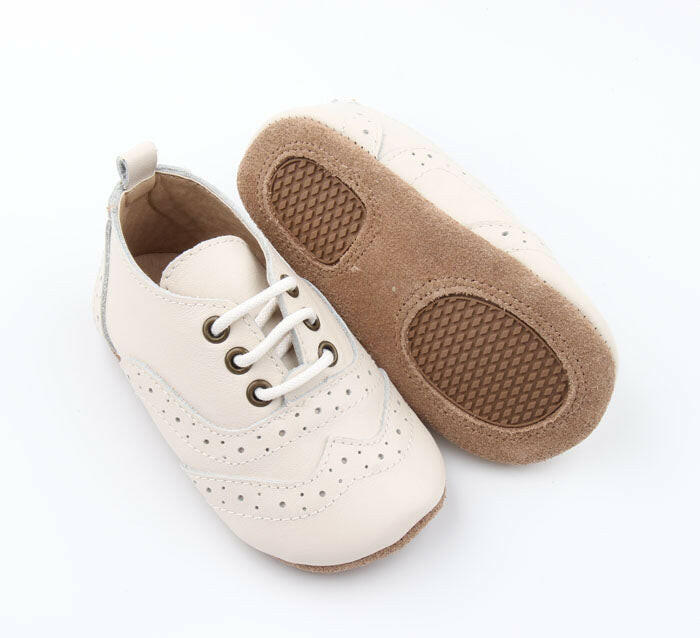 Charlotte Brogues Buttermilk - Harper & Hedgie