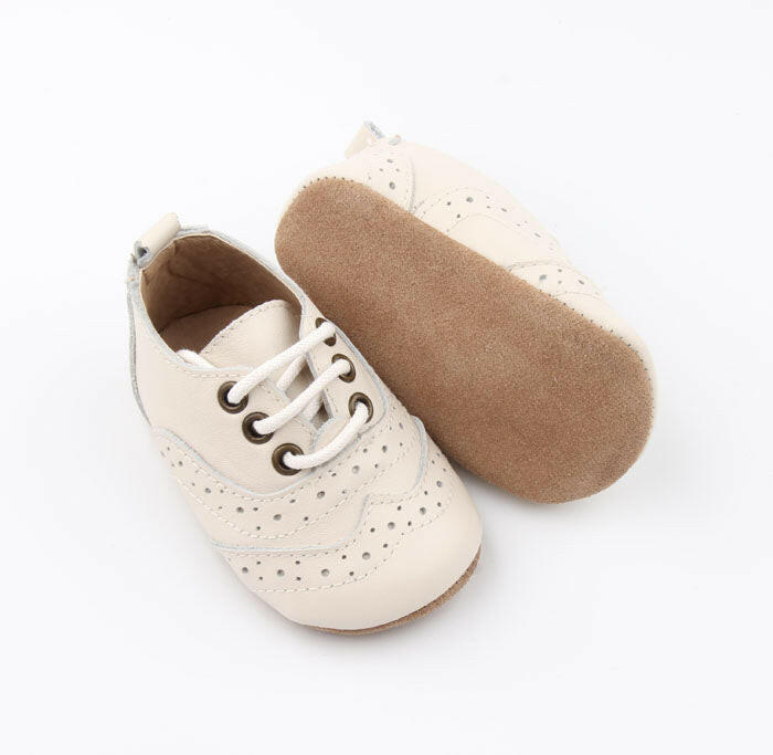 Charlotte Brogues Buttermilk - Harper & Hedgie